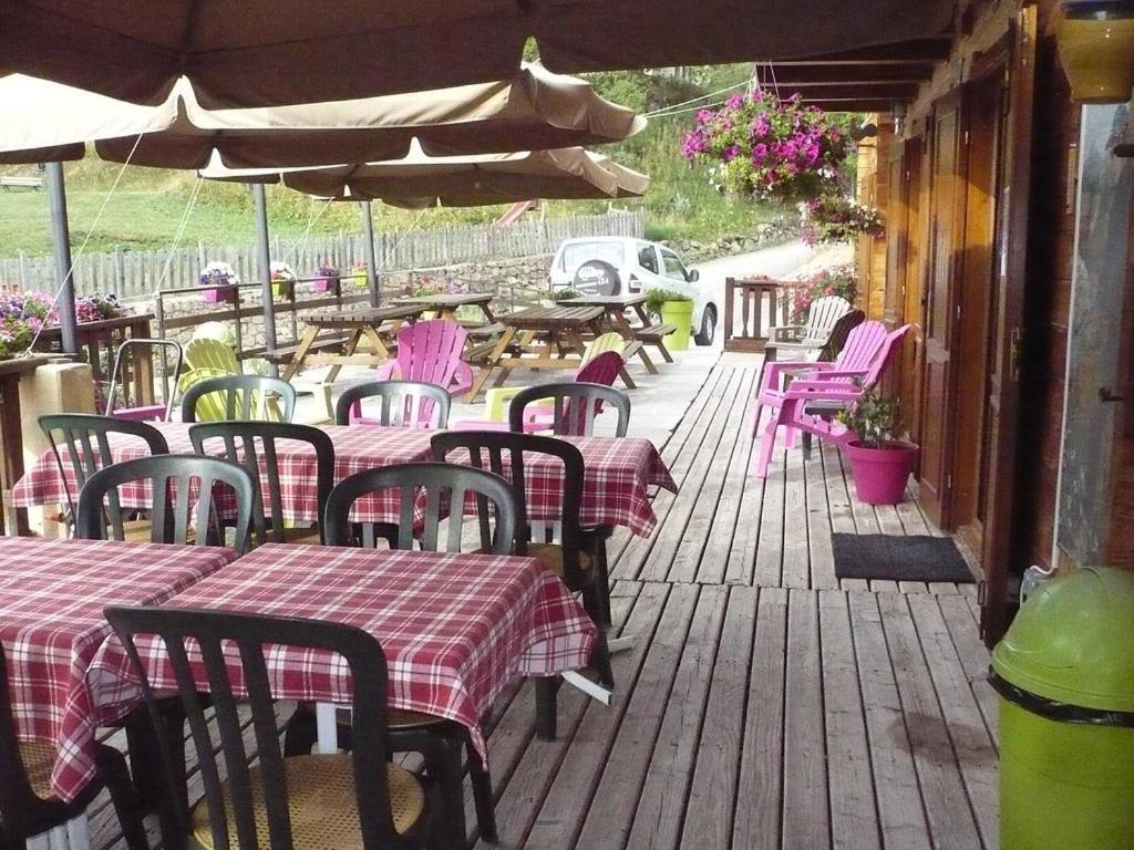 Roubion Le Chalet מראה חיצוני תמונה